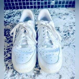 Nike Air Force 1 ‘07 - size 8.5